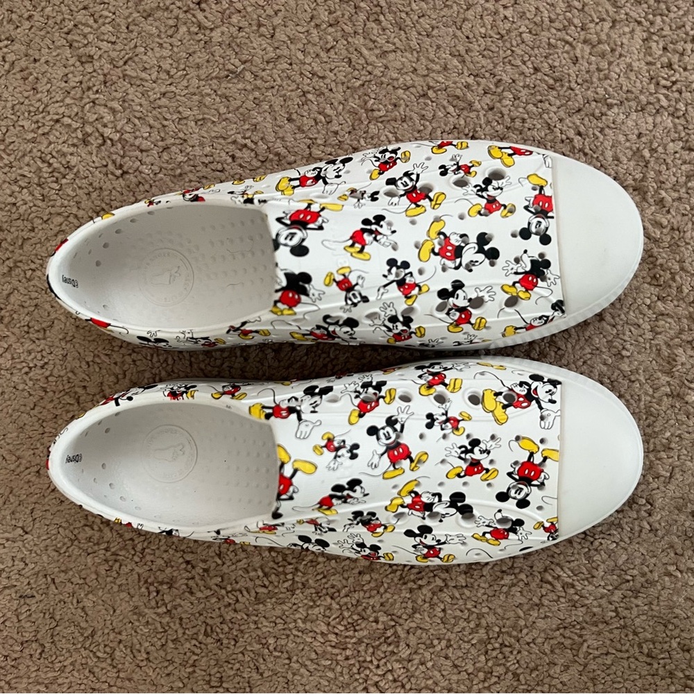 Disney Adult Mickey Mouse Patterned Sneakers